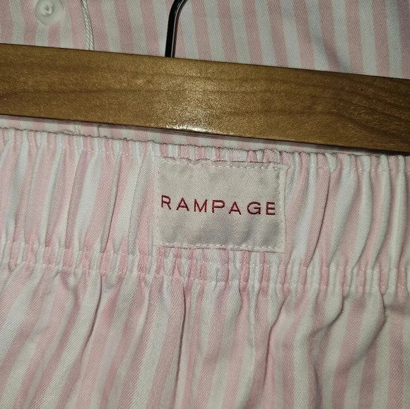 Pink Striped 2 piece Lounge Set - Picture 2 of 6